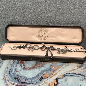 Juicy couture vintage bow bracelet, new with tags and in box